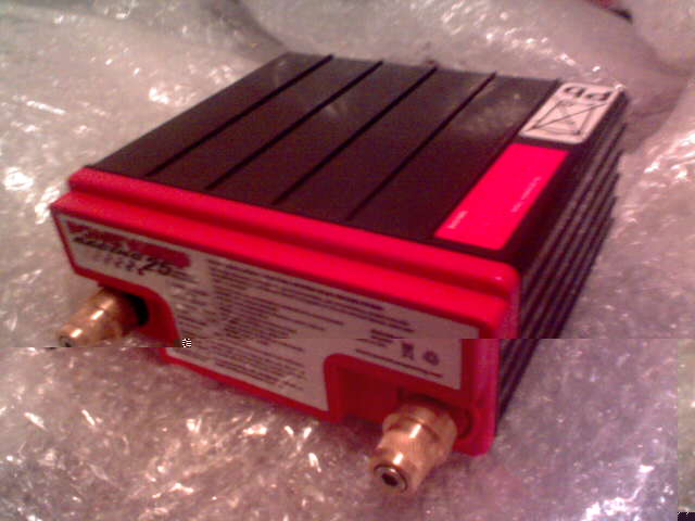 POWERVAMP 025 SEALED,ANY ORIENTATION MOUNTED .........BATTERY.jpg